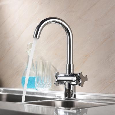 China Alloy Sink Faucet Factory Direct Sales Modern Classic Chrome Kitchen Faucet for sale