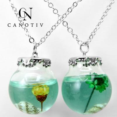 China CANOTIV fashion current newcomer's fashion factory current Sarfish handmade epoxy resin flower sarfish necklace charm the real for sale