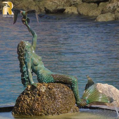 China New Design Europe Casting Modern Bronze Mermaid Statue Outdoor Garden Decor With Bird for sale