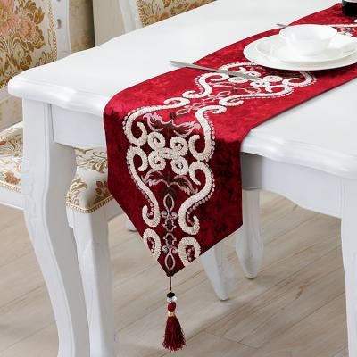 China Best European Soft Material Quality Flannel Tablecloth Lovely Embroidery Decoration Velvet Jacquard Table Runner Tapestry With Tassels For Home for sale