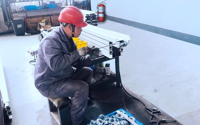 Geverifieerde leverancier in China: - CHENLIFT (SUZHOU) MACHINERY CO LTD