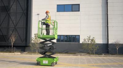 China MINI SCARSER LIFT met volledig elektrisch platform van 3 meter hoogte en 240 kg laadvermogen Te koop