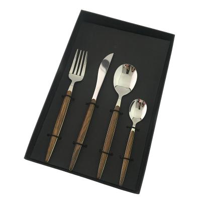 China Viable Ready To Ship High Quality Wooden Pattern Handle Stainless Steel Plastic Cutlery Set 18/10 for sale