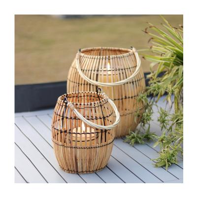 China Home Decoration Rattan Lantern With Handle For Garden And House Decoration Woven Lantern For Home Decor for sale