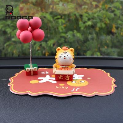 China Sustainable New Design Car Anti Slip Roogo Pad Home Decor Cup Coasters for sale