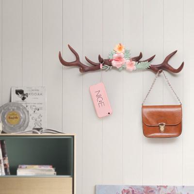 China Art Decor ROOGO Vintage Resin Shabby Chic Unique Decorative Deer Antler Hat Towel Medal Wall Mounted Hooks for sale