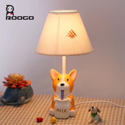 China Art Decor ROOGO Funny Animal Shaped Puppy Corgi Base Decorative Table Lamp for sale