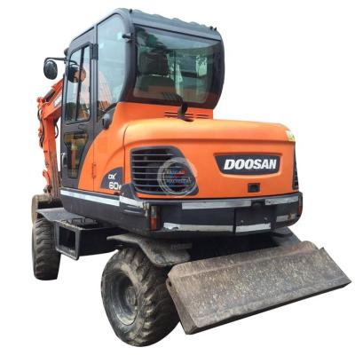 China High Quality Second Hand Small Excavator Wheeled Doosan DX60W 6ton Hydraulic Digger Used Excavator 0.175m² ³ for sale