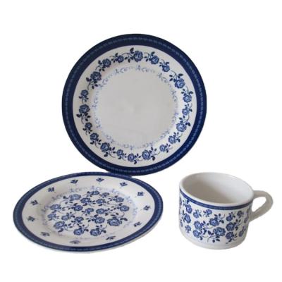 China 18PCS Sustainable Simple Design Ceramic Dinnerware Made In China for sale