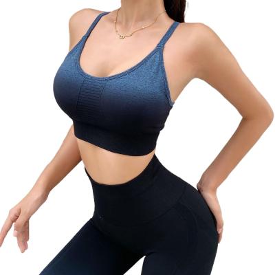 China Sale Women's Breathable Yoga Well Sets Seamless Color Two Piece Sports Gradient Yoga Bra And Leggings Set for sale