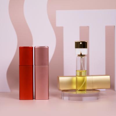 China Refillable Spray Twist And Twist Up Spray 8Ml , Twist Perfume Atomizer Square 20Ml for sale