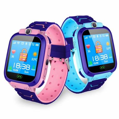 Chine Montre de traqueur de GPS d'écran tactile d'interaction de traqueur de GPS de montre de 2 couleurs pour la famille à vendre