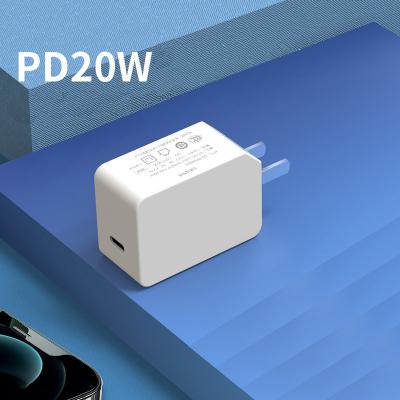 China Mobile Phone Factory Outlet PD20W Fast Folding Dual Charger Port Charger for sale