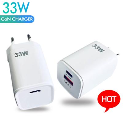 China Multifunctional Quick Charging 3.0 GaN Charger 33W Portable Charger, CE SAA FCC Approved for sale