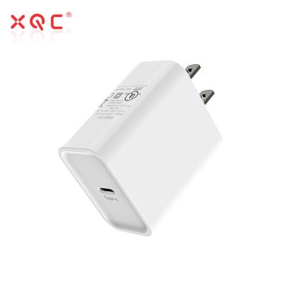 China New Design 5V 3A 9V Mobile Phone Charging Port 18W Charger 3.0 Desktop Charger Palladium Single Quick Fast Wall Charger for sale