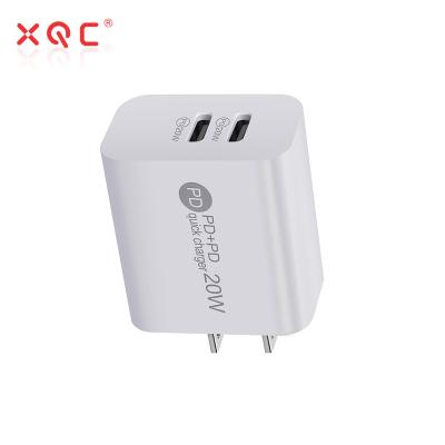 China High Quality 3.0 Fast Charger US Plug Palladium 20W Charging Power Wall Charger USB C 20W Fast Charger For Iphone 13 Charger for sale