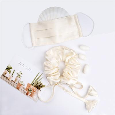 China BOOOGE Ear-loop Summer Scrunchies Set Luxury 100% Mulberry Silk Facemask 2-Layer Wedding for sale