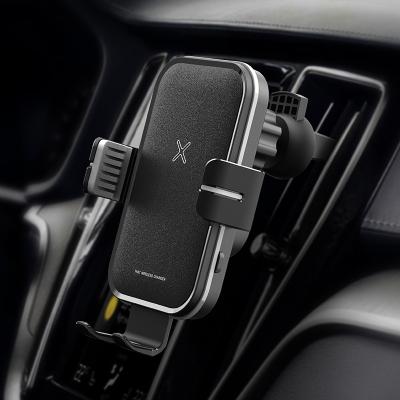 China New 2022 Trend 15W Air Vent Mount Car Phone Fast Charging Wireless Charger Mobile Phone Holder Smartphone for sale