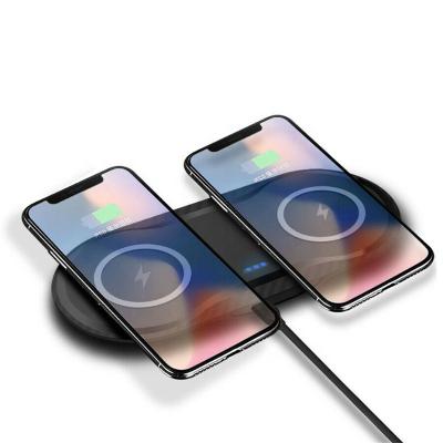 China Wireless Mobile Phone Charger Support Two Fast Charging Smart Phone Charging Dual Radio 10W Fast Charging Charger for sale