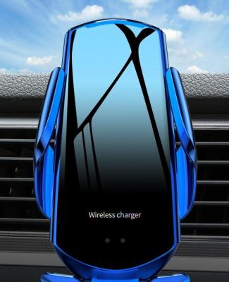 China Hot Selling Handsfree Air Vent Mounted Q6 10W Fast Car Wireless Charger With Infrared Auto Sensing For Smart Phone for sale