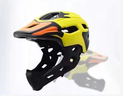 Chine Casque à 13 ouvertures pour le visage complet adapté aux sports de vélo/vélo/vélo électrique à vendre