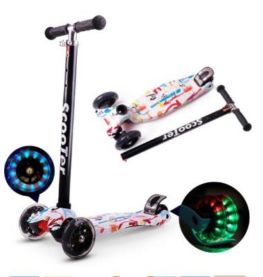 Chine Scooter à 3 roues pour bébés et pieds Imprimé Graffiti Enfants Scooter pour enfants de sport en plein air à vendre