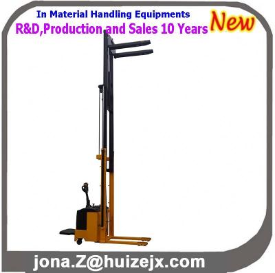 China Electric Triple Mast 6M Lifting Height Pallet Forklift Stacker HZCDD1560 for sale