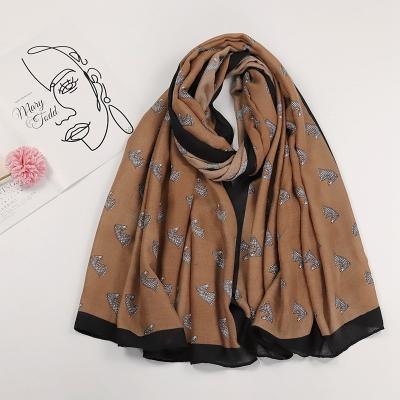 China 2022 New Fashion Beach Poncho Tassel Party Wraps Designer Hijab Shawls Scarves Ethnic Print Scarf Women's Luxury Wraps for sale