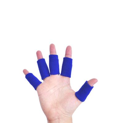 China High quality sports users portable finger guard/joint finger protectors for basketball for sale