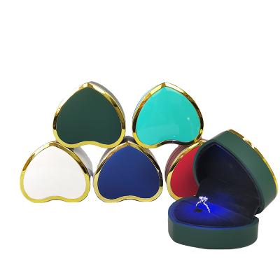 China Eco-Friendly Ring White Lamp Luxury Lights Bulb Packaging Gray Bracelet Jewelry Wholesale Heart Shape Led Jewelry Box for sale