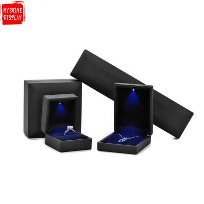 China Luxury Custom Leather Box Ring Box Led Light Jewelry Fashion Ring Pendant Packing Led Light Packaging Plastic Box Jewelry for sale