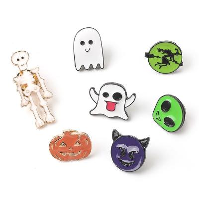 China Funny Skeleton Pumpkin Ghost Witch European American Halloween Cartoon Badge Exaggerated Fashionable Personality Enamel Badges for sale