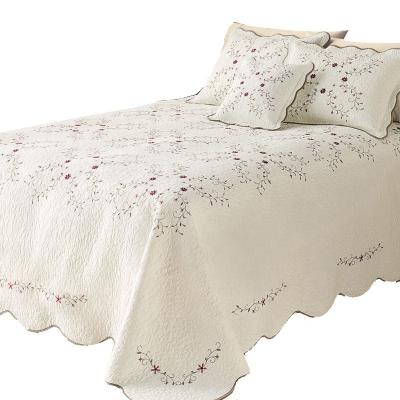 China China Factory Wholesale Home Bedspread Embroidered Cotton Bedspread Wash Comforter Elegant Life 100% Cotton for sale