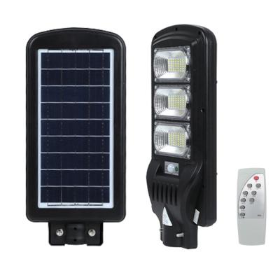 China Newest 2 Years Warranty ROAD Solar Street Lights Outdoor Adjustable Built-in Solar Street Light Internal Battery for sale