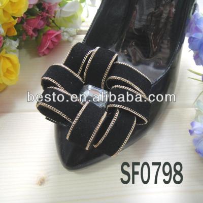 China Other Unique Ladies Diamond Center Black Zipper Flower Shoe Clips For High Heels for sale