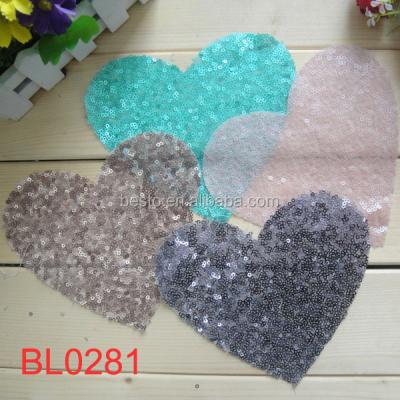 China Garment/shoes/purse/hair/as you like cheap enough to make big heart sequin applique for kids clothing for sale