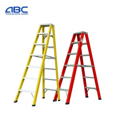 China Folding Ladders 6FT TYPE I II IAA Foldable Fiberglass Contractor / Electricians Jobstation Twin Step Ladder For Use Around Electricity for sale