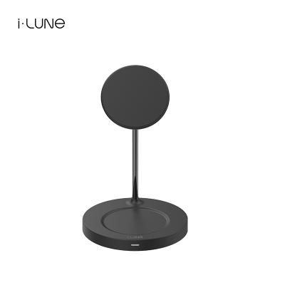 China Hot Selling Magnetic Alloy MOON 3in1 15W QI Magsafing Earphone Metal Wireless Charger Stand for sale