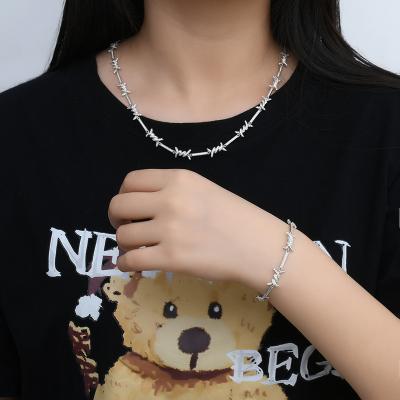 China Popular Hiphop Hip Hop Jewelry Wire Chain Rap Necklace Copper Micro Inlaid With Zircon Jewelry Thorn Necklace For Hip Hop for sale