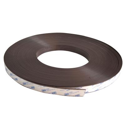 China Good Permanent Magnet Strength PVC Sheeting Rubber Magnetism Seal Strip for sale