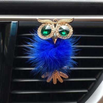 China Cute Crystal Diamond Owl Car Air Freshener Auto Interior Perfume Outlet Clip Car Accessories for sale