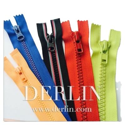 China OEM Size #3 #5 #8 #10 Plastic Resin Nickel Free Vislon Delrin Plastic Zipper Zipper For Sportswear for sale