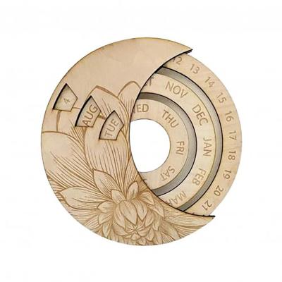 China China high level creative home decoration round wooden decorative calendar for sale