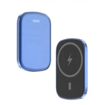 Cina Magnetic Wireless Fast Charging 5000mAh 15W USB Wireless Charger Power Bank Support Fast Charging PD 22.5W Portable Charger For iPhone 13 pro in vendita