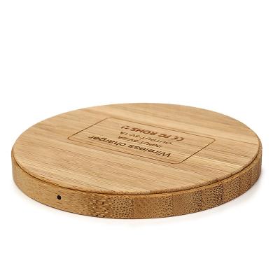 中国 Mobile Phone Wooden Wireless Charging Station For iPhone 10W Charger Fast Charging Desktop Round Charger Wooden Phone Charger 販売のため