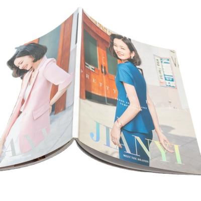 China paper & Cardboard Hot Selling Customized Perfect Fashion Hard Cover Full Color Magazine Printing Service for sale