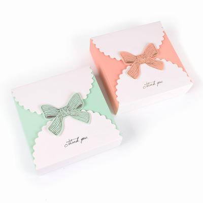 China Custom factory cake candy box square bow tie food gift box mooncake box recyclable for sale