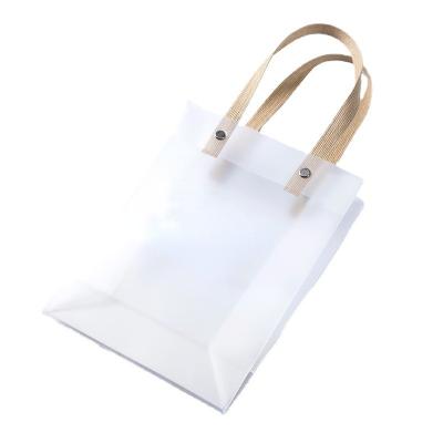 China Wholesale Custom Folding Logo Gift Bag Shopping Pp Plastic Clear Tote Bag Pvc Package Transparent for sale