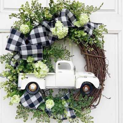 China Christmas Wooden Decorations Weave Venue Layout Props Popular Door Decoration Car Ring Flower Door Hanging Gifts for sale