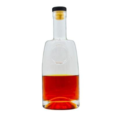 China Hotsale 200ml 250ml 500ml 550ml 750ml High Quality Empty Vodka Glass Bottle Flat Beverage Long Neck Shoulder Round Round Bottle With Cork Finish for sale